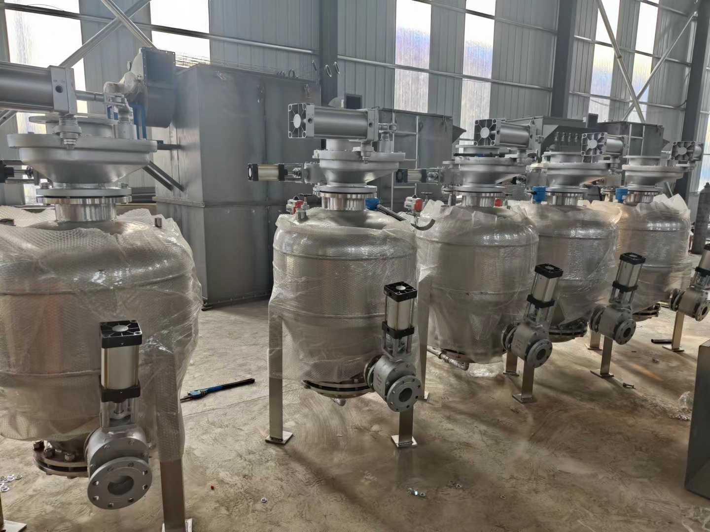 氣力輸送系統：正壓氣力輸送和負壓氣力輸送各自不同的特點